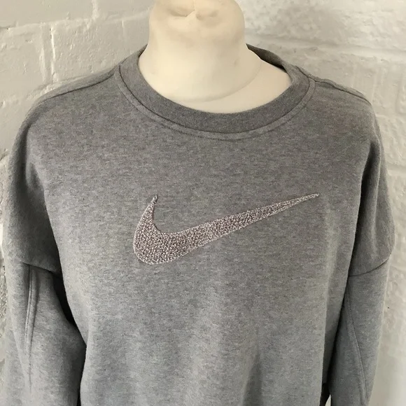 Nike Cropped Sweatshirt - Size M - Grey Marl - Large Swoosh - P2P 24” - Picture 2 of 8